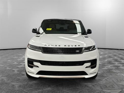 New 2025 Land Rover Range Rover Sport Dynamic SE image 8