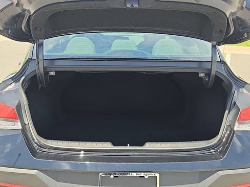 Used 2024 Hyundai Elantra SEL FWD image 6