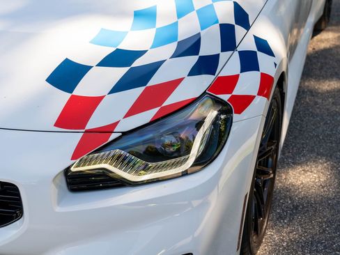 Used 2025 BMW M2 w/ Lighting Package image 17