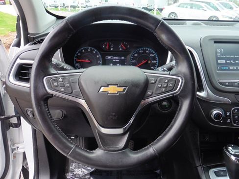 Used 2018 Chevrolet Equinox LT image 5