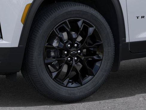New 2026 Chevrolet Traverse LT w/ Midnight/Sport Edition FWD image 9