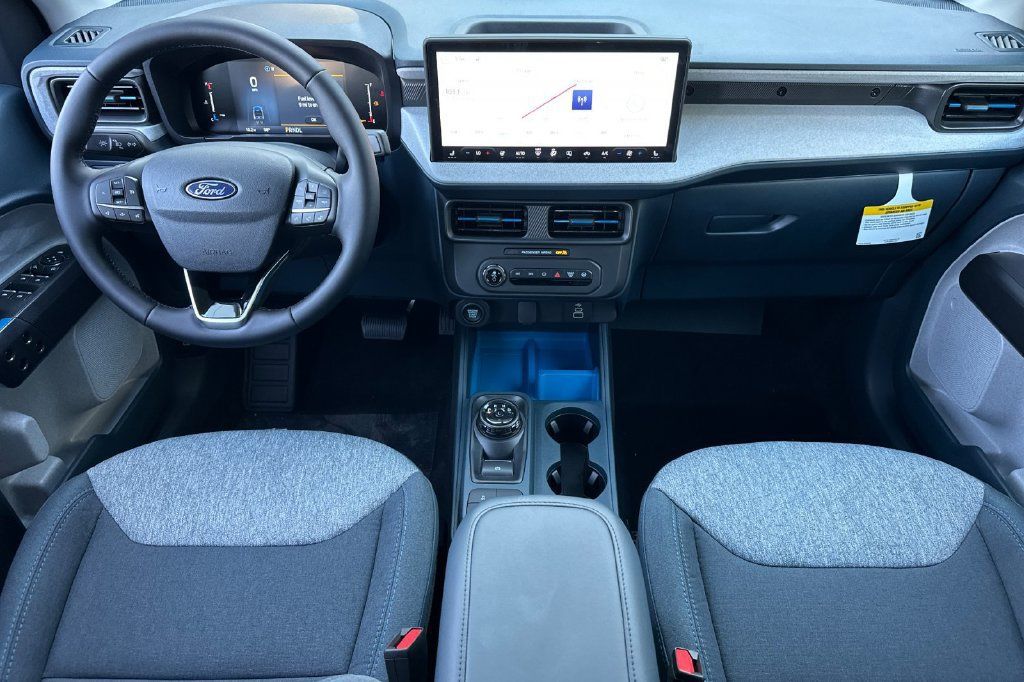 New 2026 Ford Maverick XLT w/ XLT Luxury Package FWD image 13