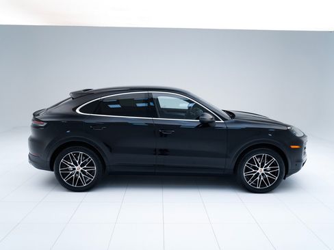 New 2026 Porsche Cayenne Coupe image 8
