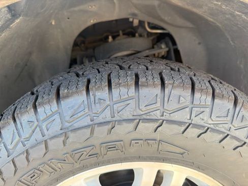 Used 2013 Ford F150 Lariat w/ Mid Equipment Group RWD image 10