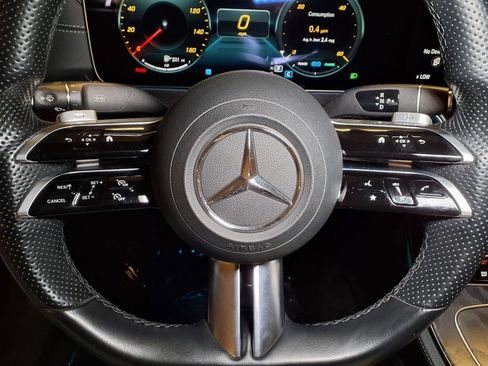Used 2022 Mercedes-Benz E 450 Coupe image 8
