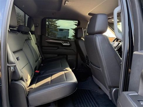 Used 2022 Chevrolet Silverado 1500 LTZ image 11