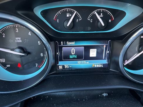 Used 2017 Buick Envision Essence image 5