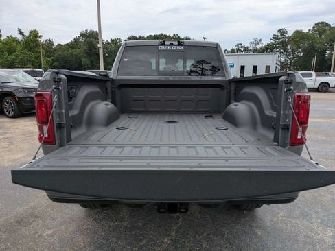 New 2026 RAM 2500 Big Horn AWD/4WD image 13