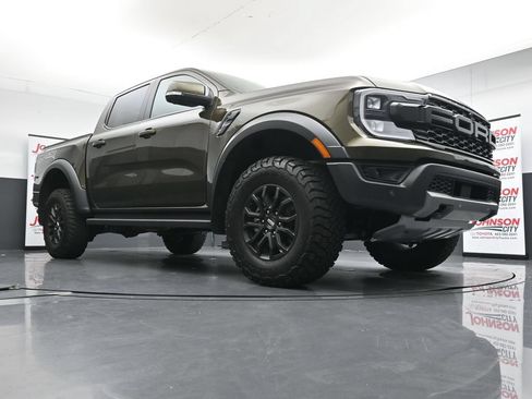 Used 2025 Ford Ranger Raptor AWD/4WD image 18