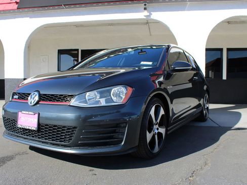 Used 2015 Volkswagen GTI S image 3