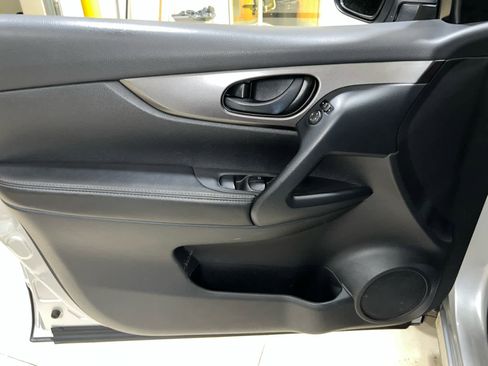 Used 2021 Nissan Rogue Sport S AWD/4WD image 15
