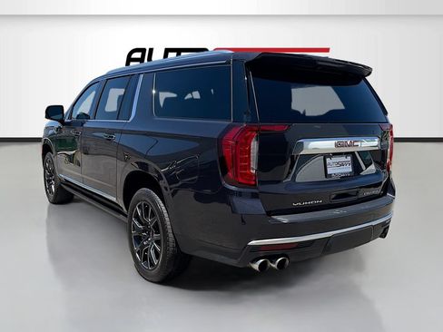 Used 2023 GMC Yukon XL Denali AWD/4WD image 5
