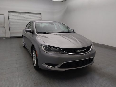 Used 2015 Chrysler 200 Limited FWD image 14