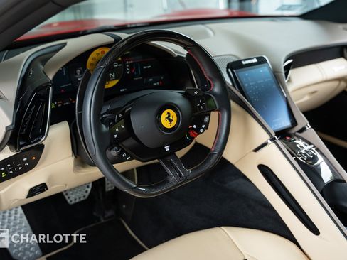 Used 2022 Ferrari Roma RWD image 25
