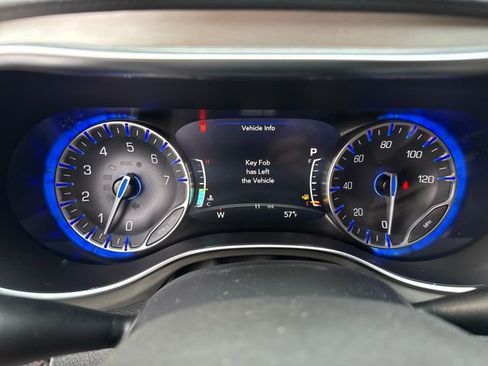 New 2026 Chrysler Pacifica Pinnacle image 19