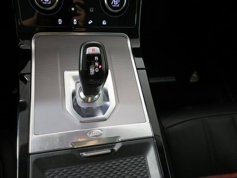 Used 2020 Land Rover Range Rover Evoque S image 12