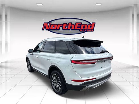 Used 2022 Lincoln Corsair AWD w/ Equipment Group 101A image 5