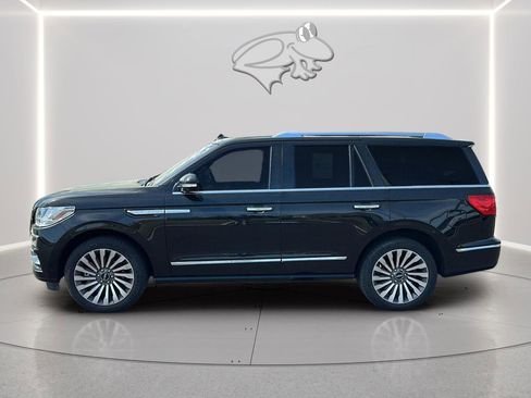 Used 2018 Lincoln Navigator Reserve w/ Technology Package image 2