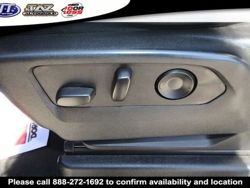 Used 2021 Chevrolet Tahoe Z71 w/ Luxury Package AWD/4WD image 12