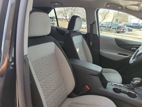 Used 2024 Chevrolet Equinox LS w/ LS Convenience Package image 10