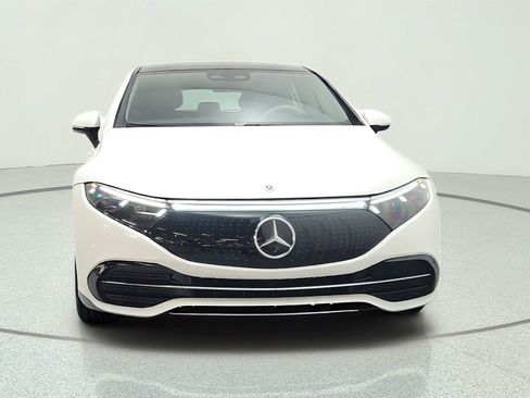 Used 2022 Mercedes-Benz EQS 450+ Sedan image 2