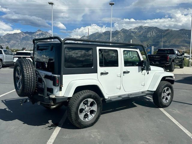 Used 2016 Jeep Wrangler Unlimited Sahara w/ Connectivity Group AWD/4WD image 7