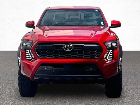 Certified 2025 Toyota Tacoma TRD Off-Road w/ TRD Off Road Upgrade Package AWD/4WD image 3