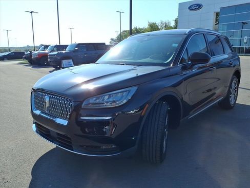 Used 2022 Lincoln Corsair Standard w/ Equipment Group 101A image 7