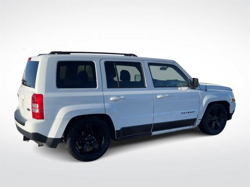 Used 2015 Jeep Patriot Sport w/ Power Value Group image 9