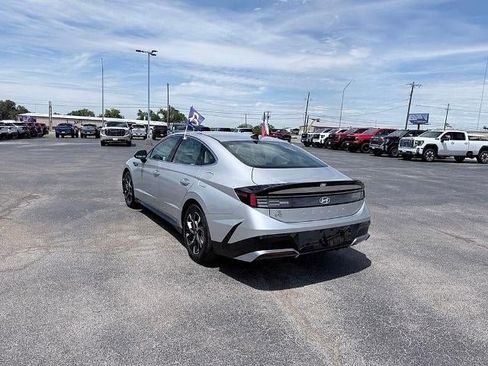 Used 2025 Hyundai Sonata SEL FWD image 5