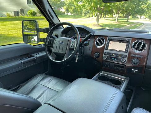 Used 2012 Ford F250 Lariat w/ Lariat Ultimate Pkg AWD/4WD image 10