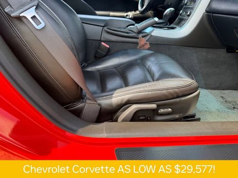 Used 2006 Chevrolet Corvette Coupe w/ Preferred Equipment Group RWD image 15