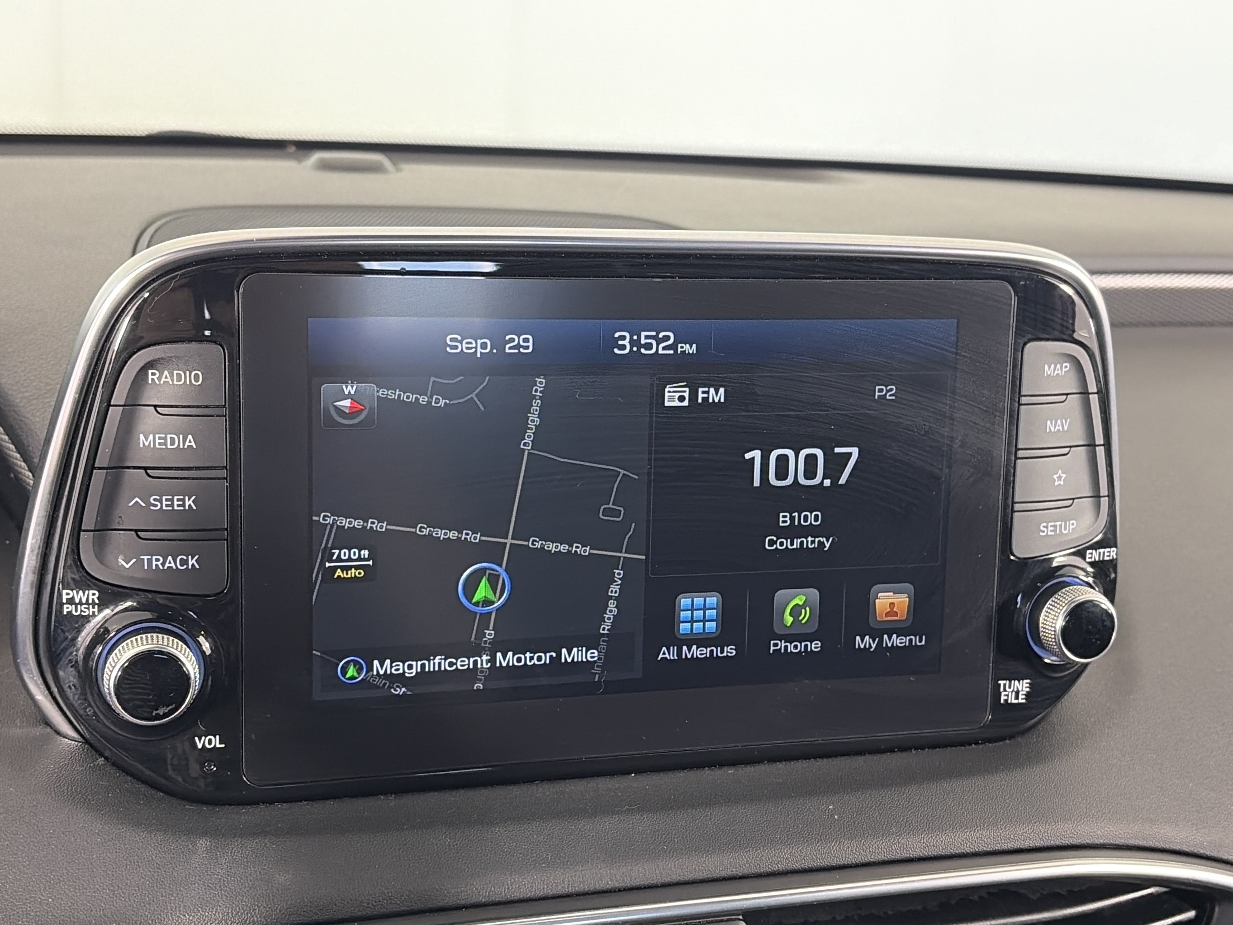 Used 2019 Hyundai Santa Fe FWD image 19