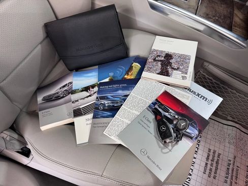 Used 2014 Mercedes-Benz E 350 4MATIC Wagon image 28