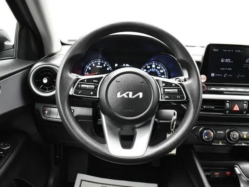 Used 2024 Kia Forte LXS FWD image 19