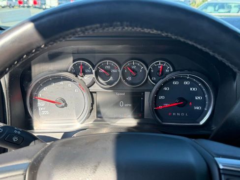 Used 2020 Chevrolet Silverado 1500 LT Trail Boss AWD/4WD image 18