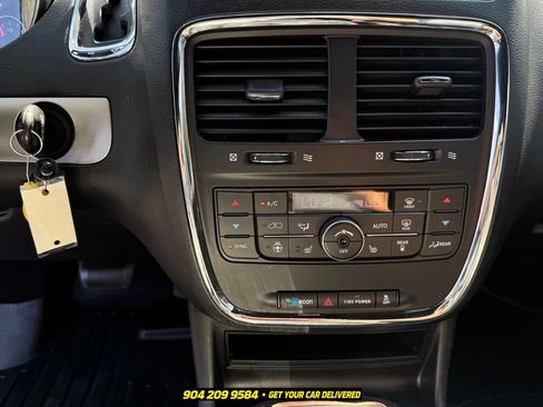 Used 2019 Dodge Grand Caravan GT FWD image 19