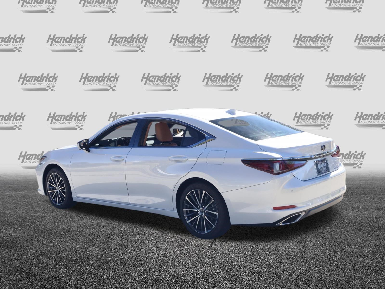 Used 2024 Lexus ES 350 w/ Premium Package FWD image 7