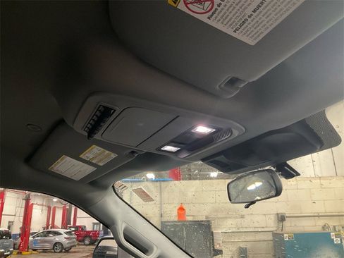 Used 2024 Ford F350 XLT w/ FX4 Off-Road Package image 18