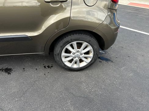 Used 2012 Kia Soul + image 9