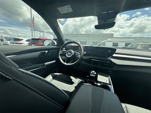 New 2026 Buick Enclave Preferred w/ Power Package image 15