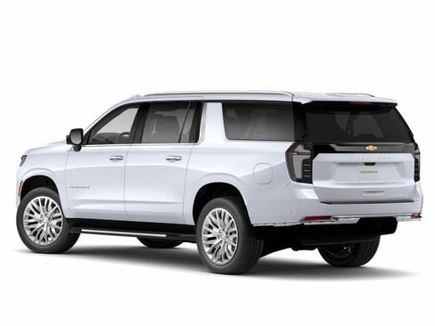 New 2026 Chevrolet Suburban Premier image 19
