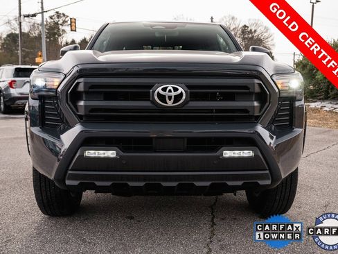 Certified 2024 Toyota Tacoma SR5 image 2