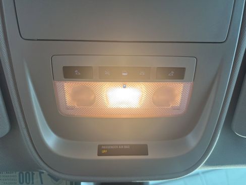 Used 2022 Chevrolet Colorado LT w/ LT Convenience Package image 30