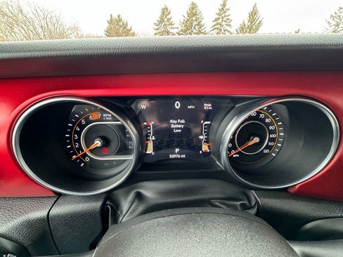 Used 2023 Jeep Wrangler Unlimited Rubicon w/ Xtreme Recon 35" Tire Package image 23