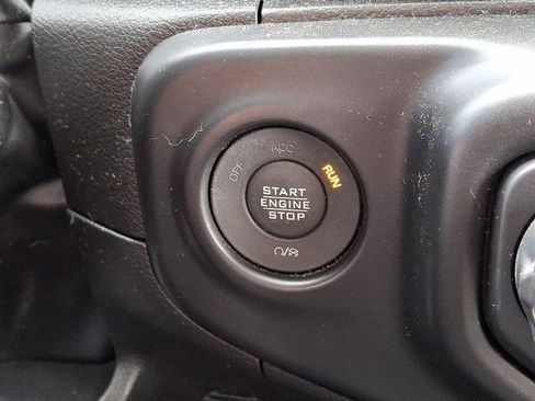 Certified 2022 Jeep Wrangler Unlimited Sahara w/ Cold Weather Group image 28