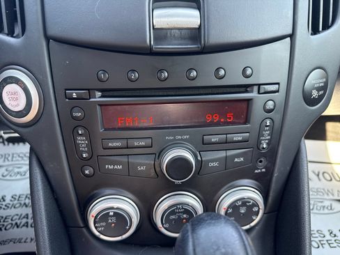 Used 2013 Nissan 370Z Touring w/ Sport Pkg RWD image 15
