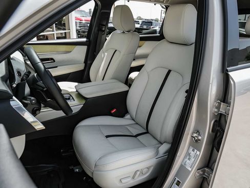 Used 2025 MAZDA CX-90 3.3 Turbo S w/ Premium Plus AWD/4WD image 32