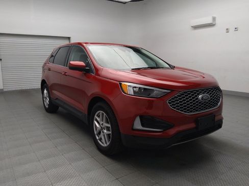 Used 2023 Ford Edge SEL image 13