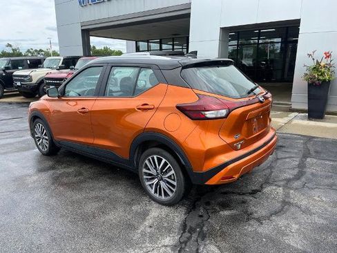 Used 2023 Nissan Kicks SV FWD image 4